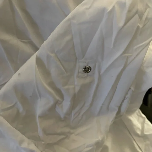 White Wrap-Style chef Top - Picture 6 of 6